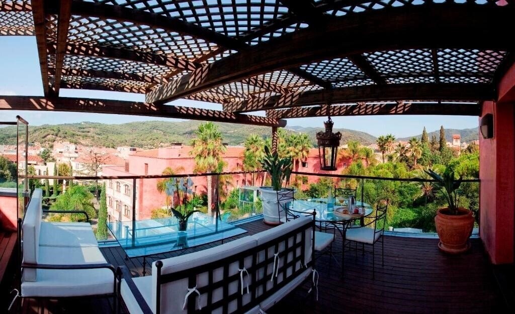 Апартаменты Hotel Blancafort SPA Termal (ex. Gran Hotel Balneario Blancafort, Establecimiento de Banos Blancafort) 4*