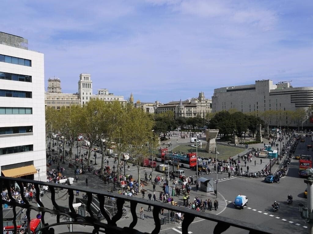 Територія Monegal 2*