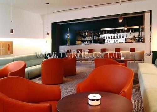 Територія Tryp Barcelona Aeropuerto 4*