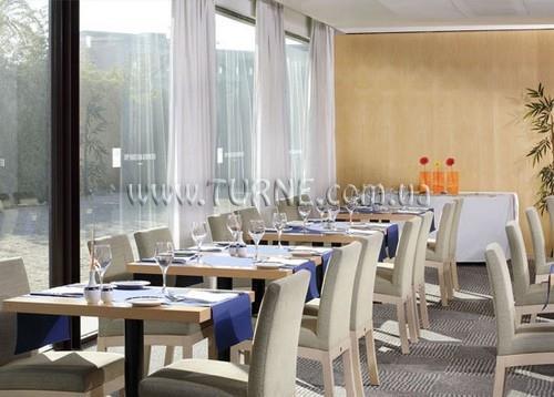 Готель Tryp Barcelona Aeropuerto 4*