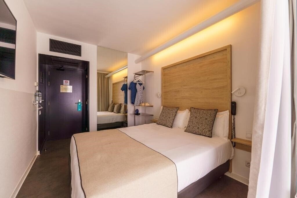 Апартаменти Acta Mimic 3*