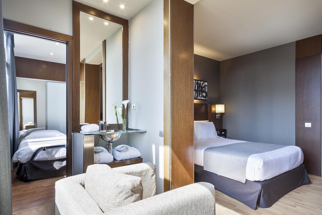 Территория Acta Atrium Palace 4*