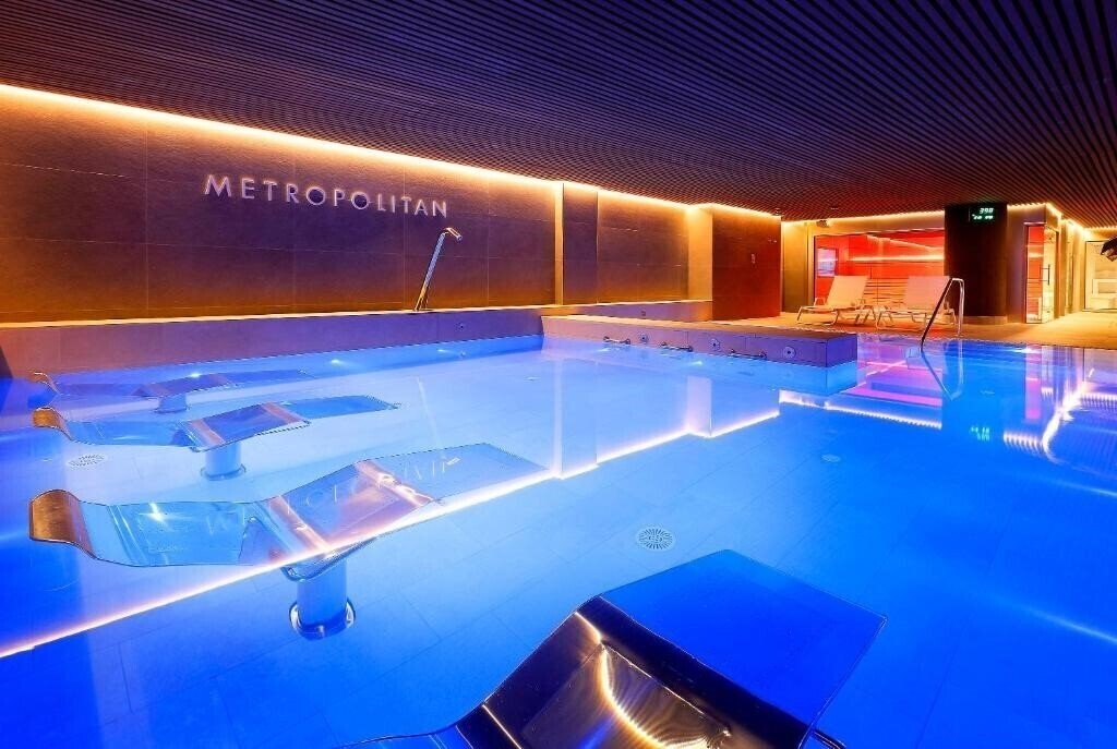 Апартаменти Nh Barcelona Sant Just 4*