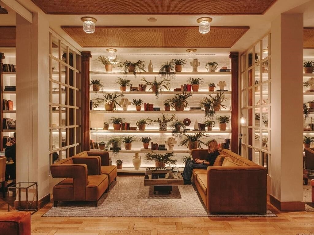 Панорама Pulitzer 4*