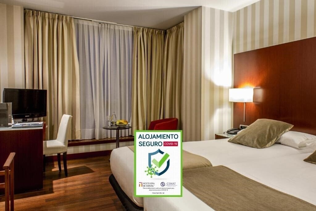 Территория Zenit Borrell 4*