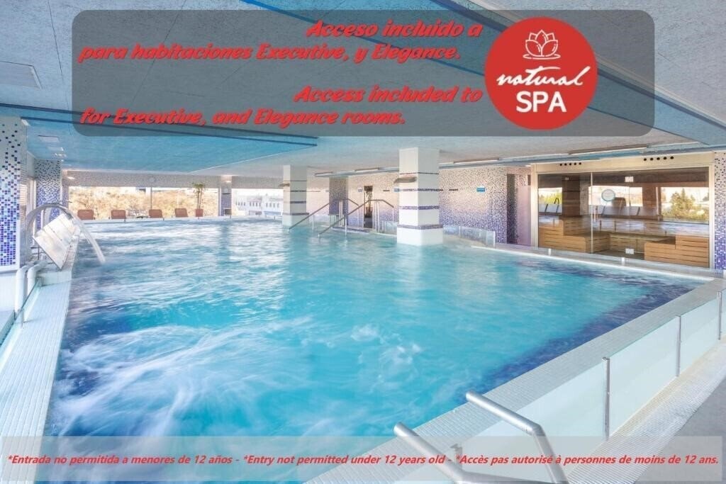 Апартаменти FRONTAIR CONGRESS 4*