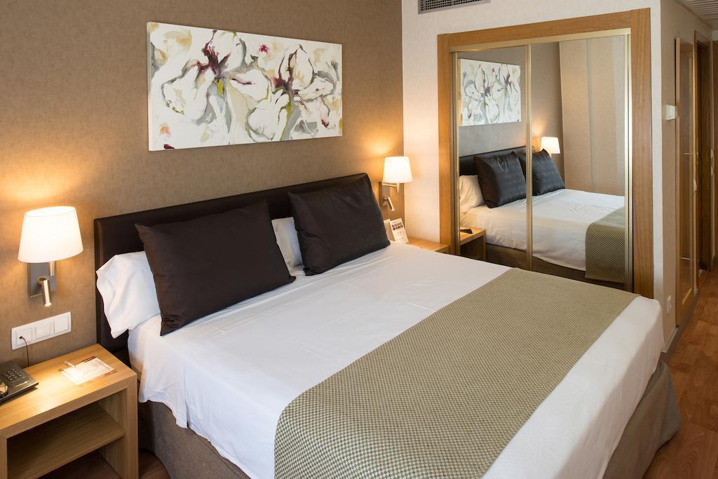 Апартаменты Hotel Catalonia Albeniz 3*