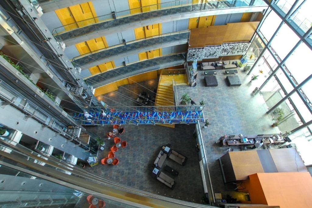 Територія Eurohotel Barcelona Granvia Fira 4*