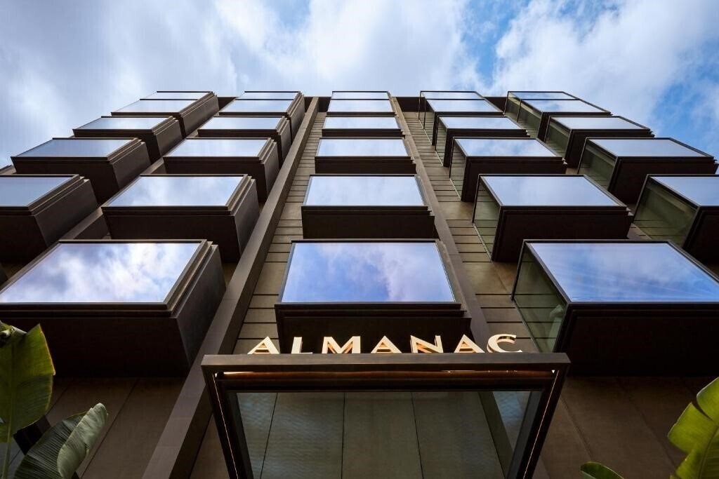 Апартаменты Almanac Barcelona 5*