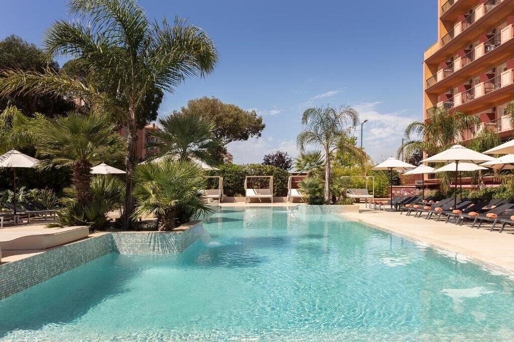 Панорама Luna Park Hotel Yoga & SPA 3*