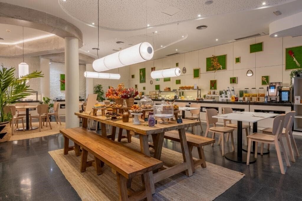 Изображение Casa Lit Barcelona By Ona Hotels 3*