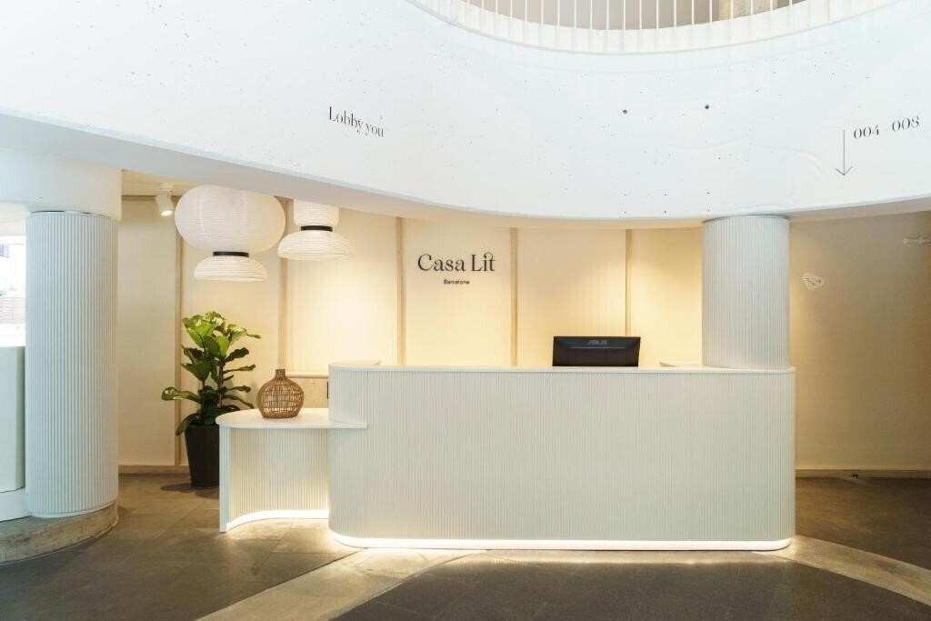 Вид Casa Lit Barcelona By Ona Hotels 3*