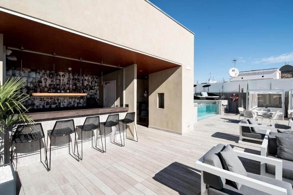 Апартаменты Catalonia Magdalenes 4*