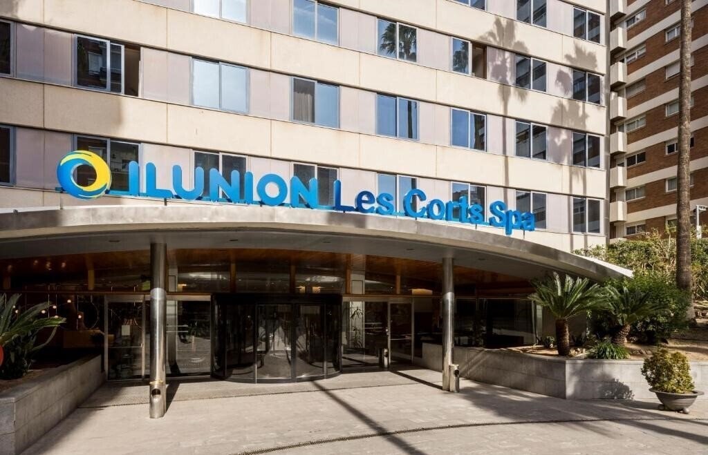 Апартаменты Ilunion Les Corts (ex. Senator) 4*