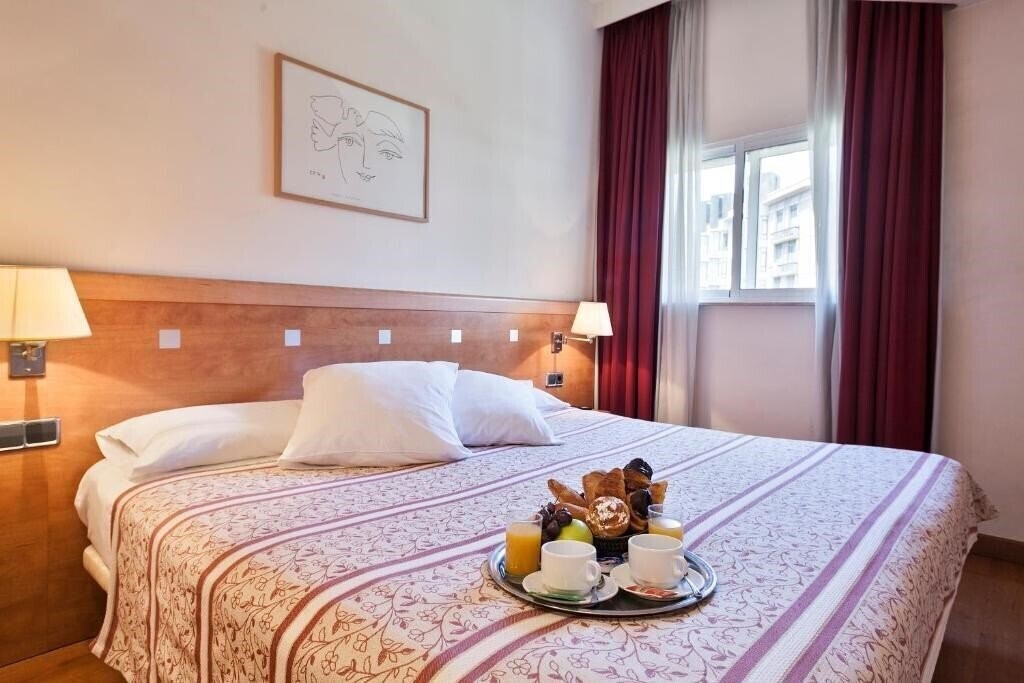 Фото Acta Antibes 2*