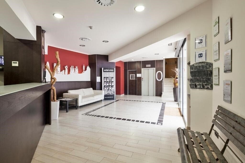 Панорама Acta Antibes 2*