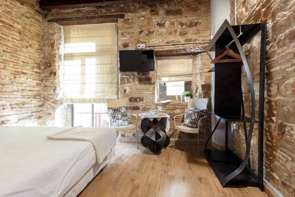 Апартаменты Ainb Picasso-Corders 2*