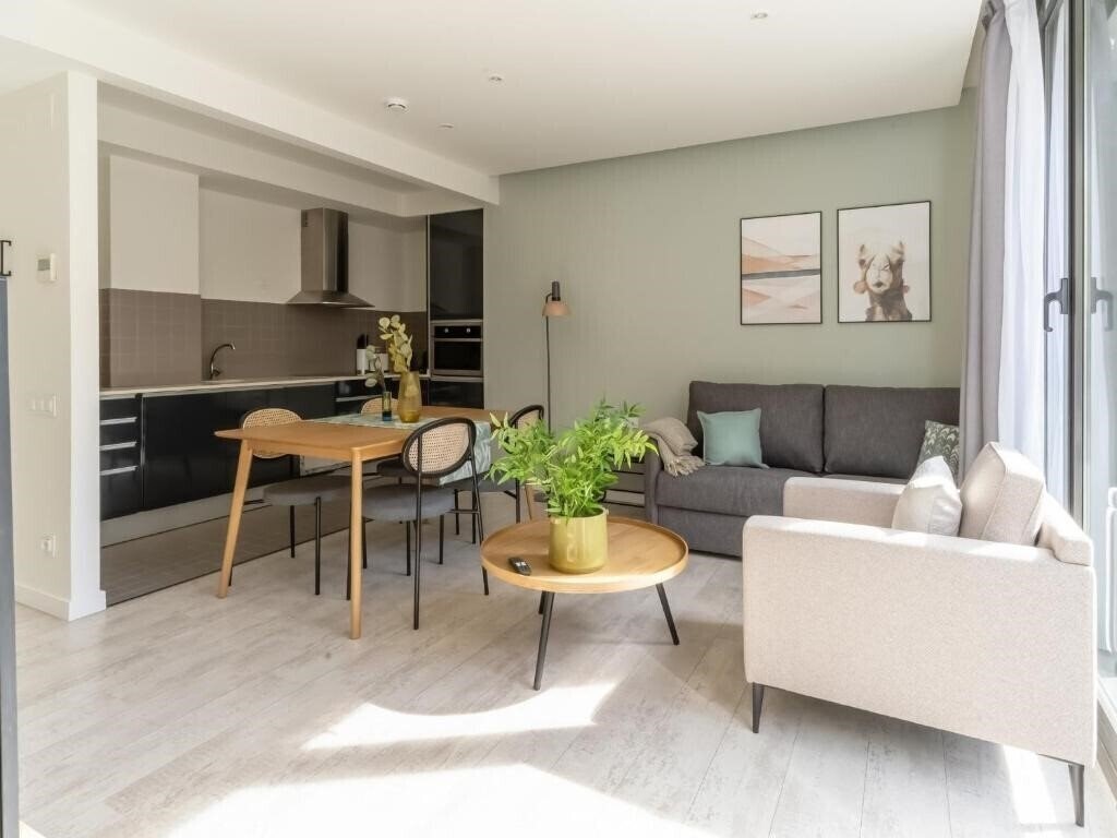 Отель Limehome Barcelona Rector Triado 4*