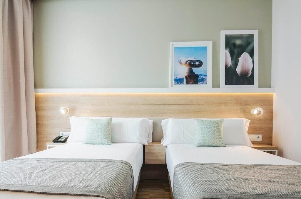 Зображення The Golden Hotel Barcelona 4*