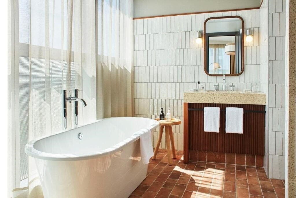 Фотография The Hoxton, Poblenou 4*