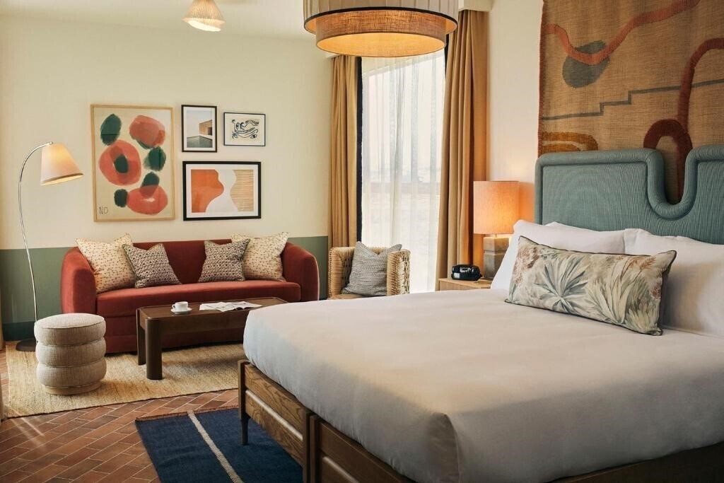 Территория The Hoxton, Poblenou 4*