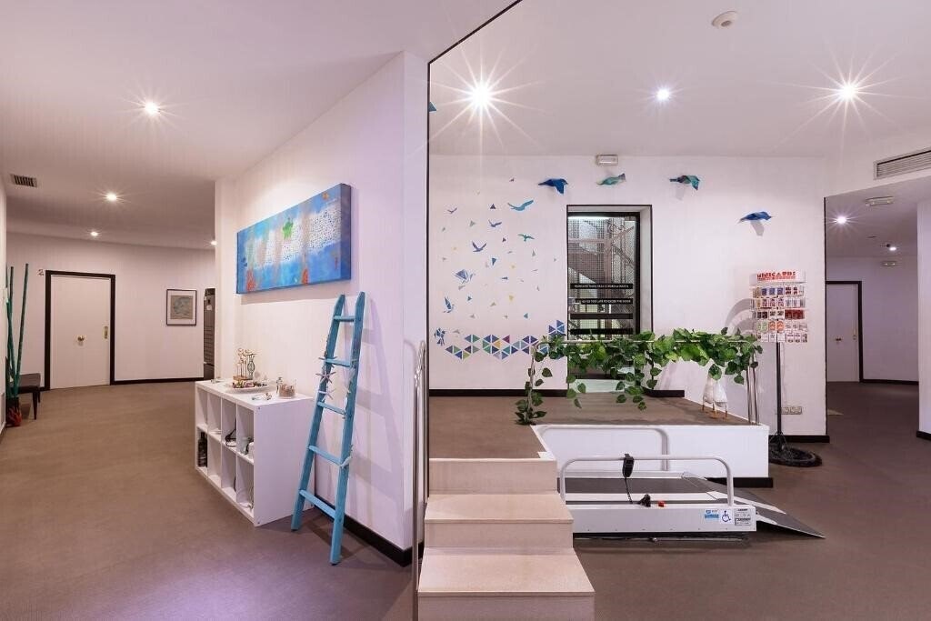 Картинка Amra Barcelona Caspe 2*