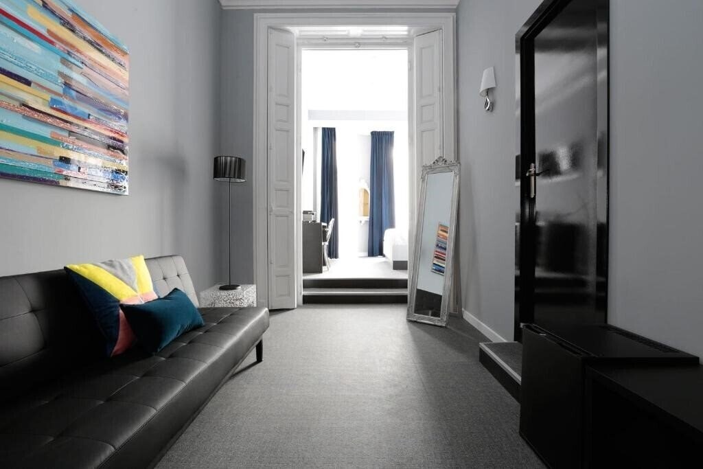 Вид Amra Barcelona Gran Via 2*