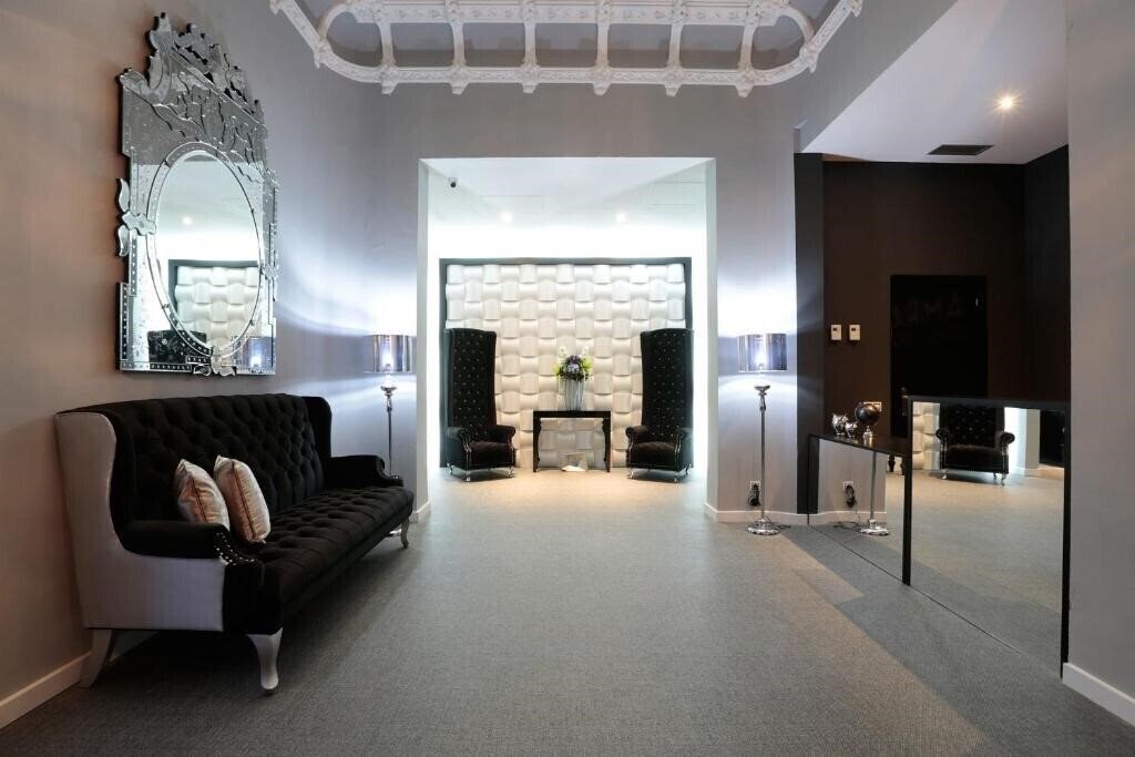 Фото Amra Barcelona Gran Via 2*