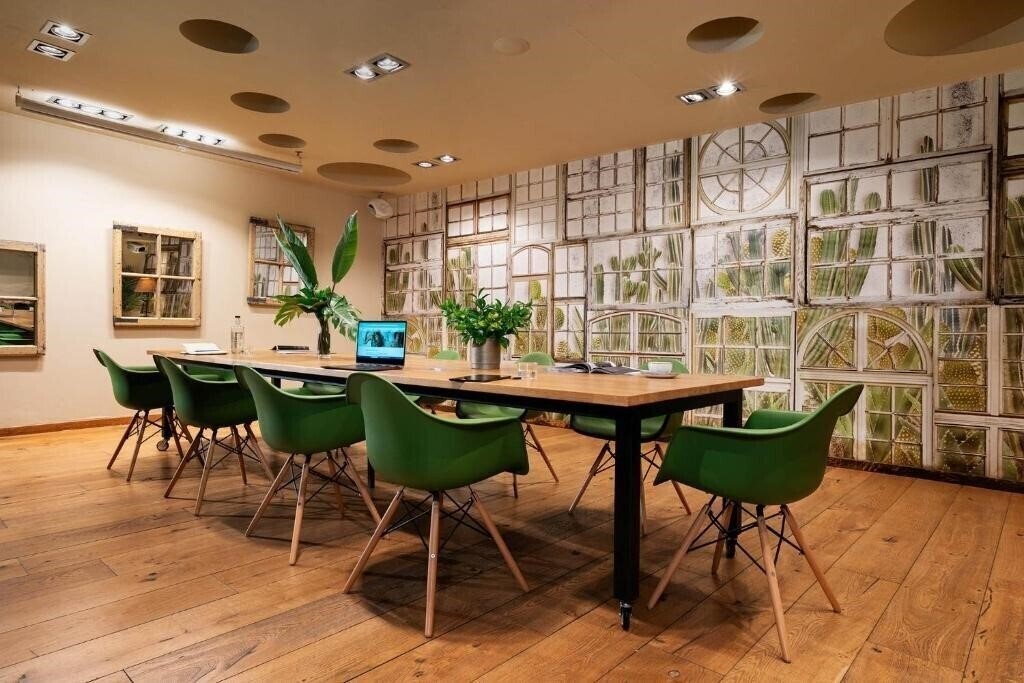 Территория Chic & Basic Born Boutique 3*