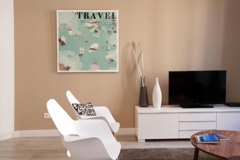 Изображение Click & Flat Seneca Suites 3*