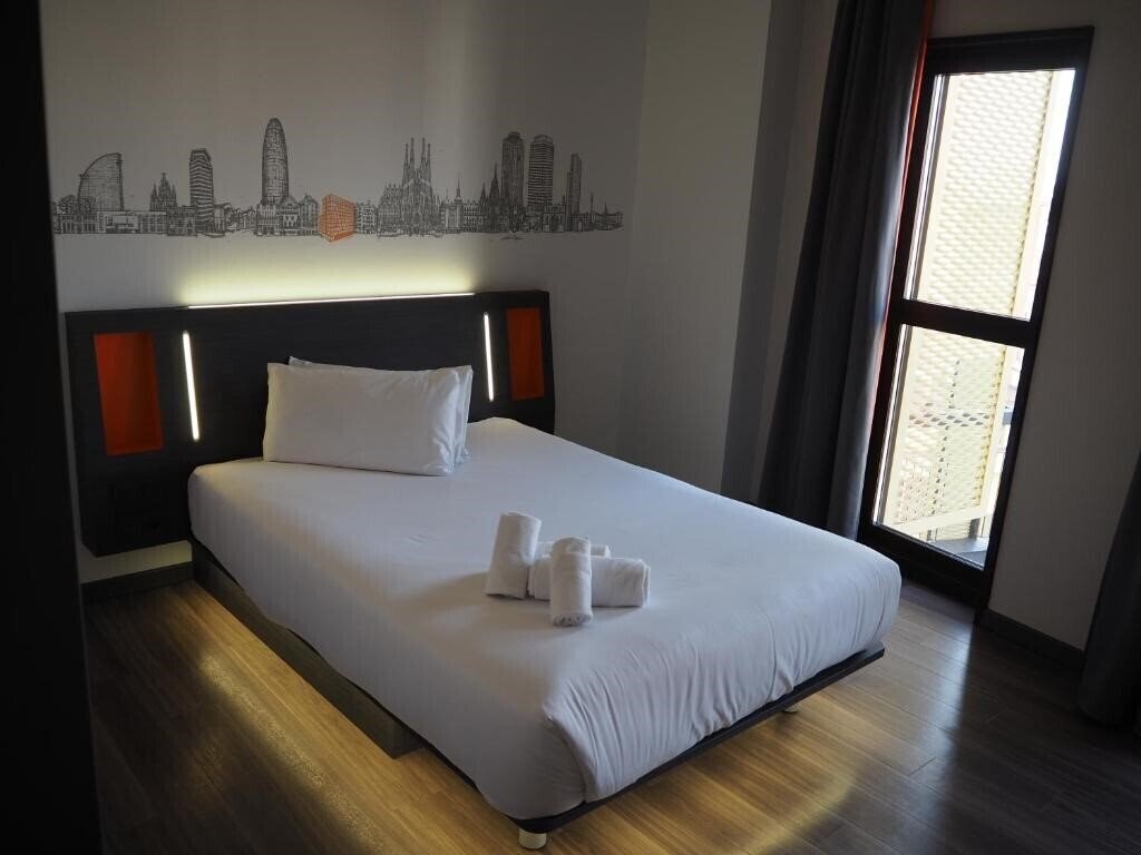 Вид Easyhotel Barcelona Fira 1*