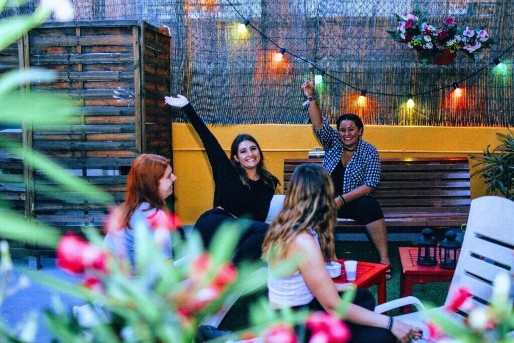 Отель Onefam Les Corts 1*