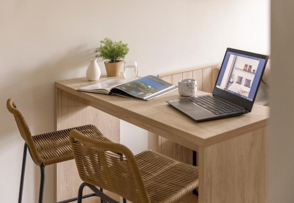 Апартаменты Libere Barcelona Sant Antoni 3*