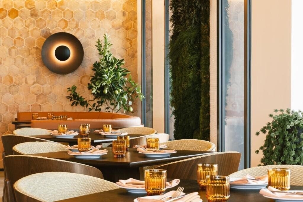 Вид The Social Hub Barcelona Poblenou 3*