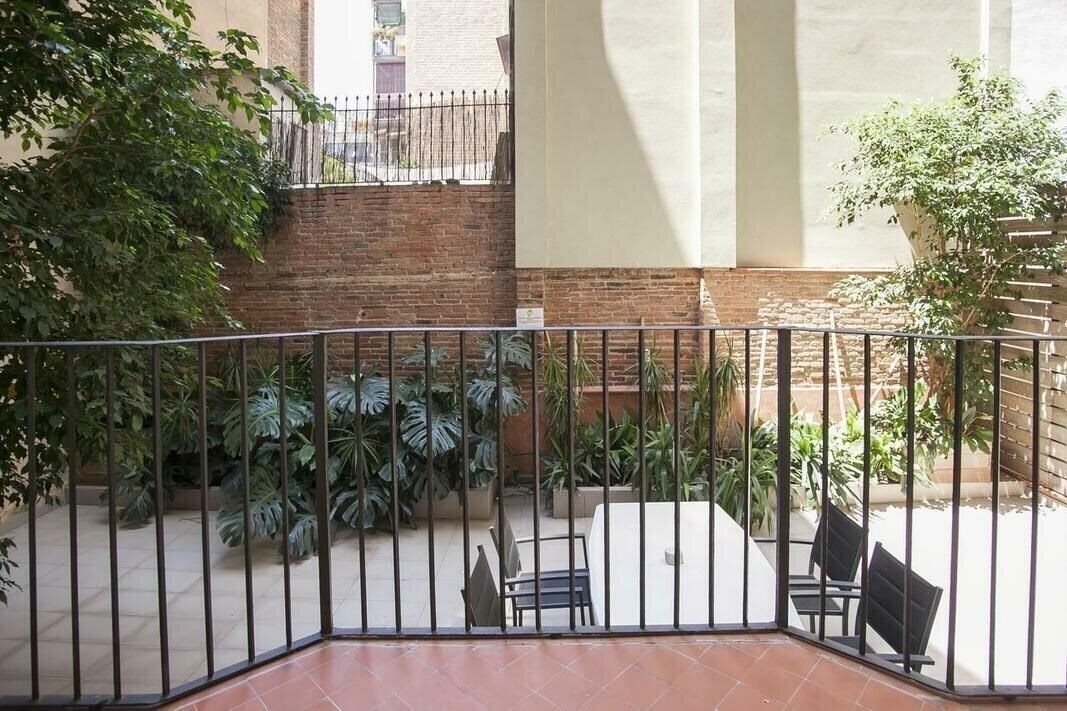 Панорама Tendency Apartments 6 3*