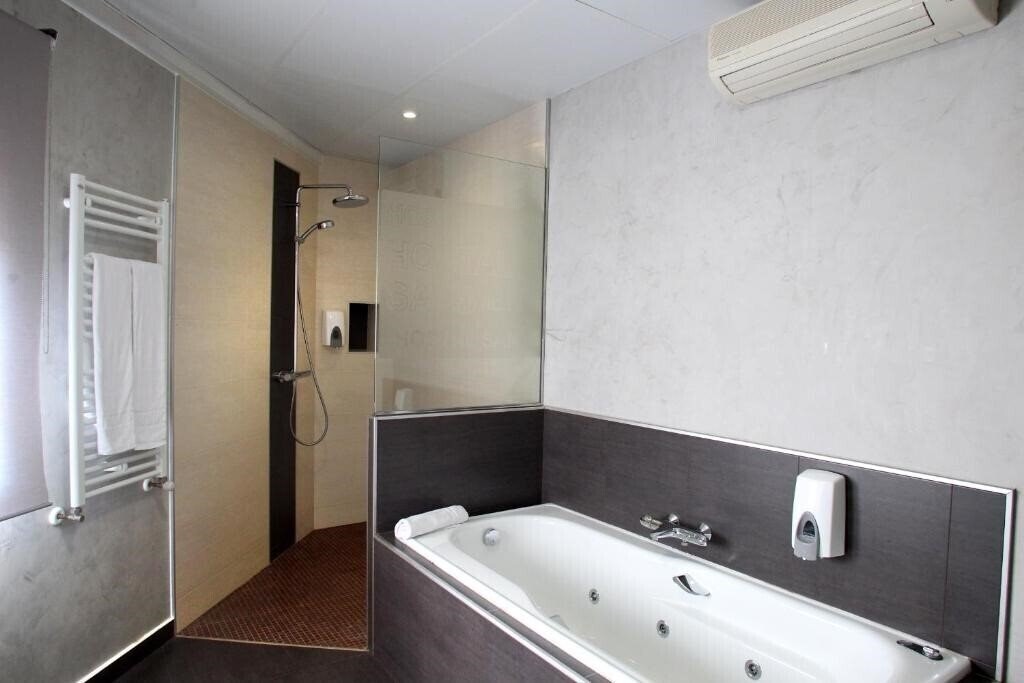 Территория Sans 2*