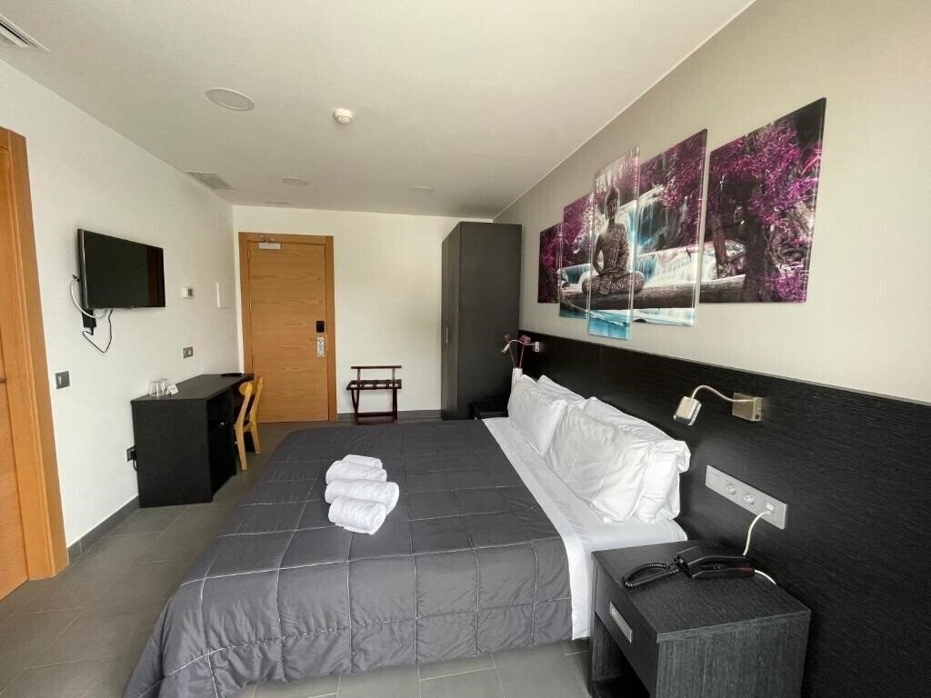 Зображення 6 Bis 2*