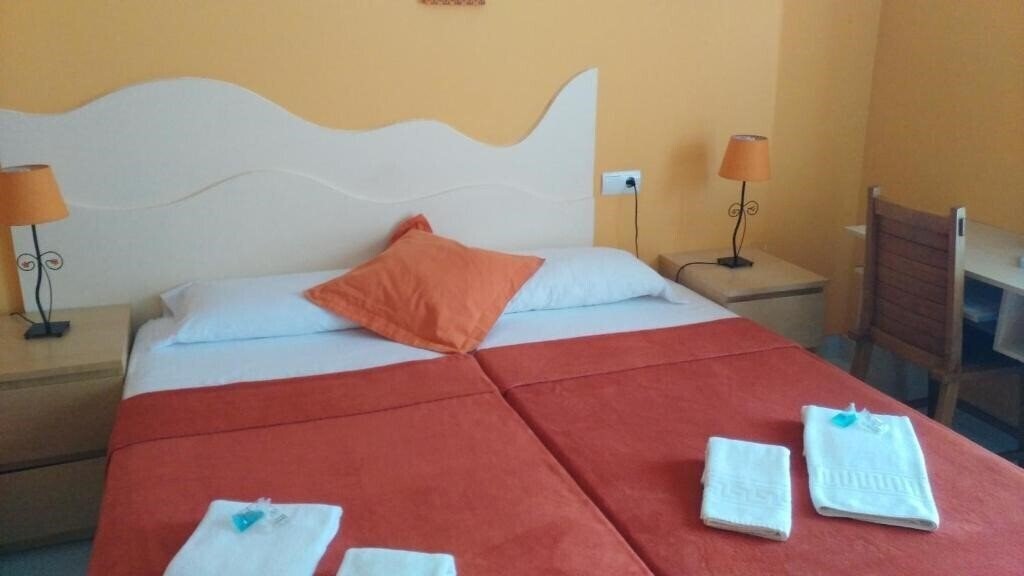 Вид Hp Castelldefels 2*