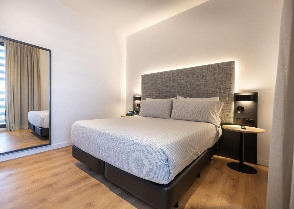 Панорама INNSiDE by Melia Barcelona Aeropuerto 4*