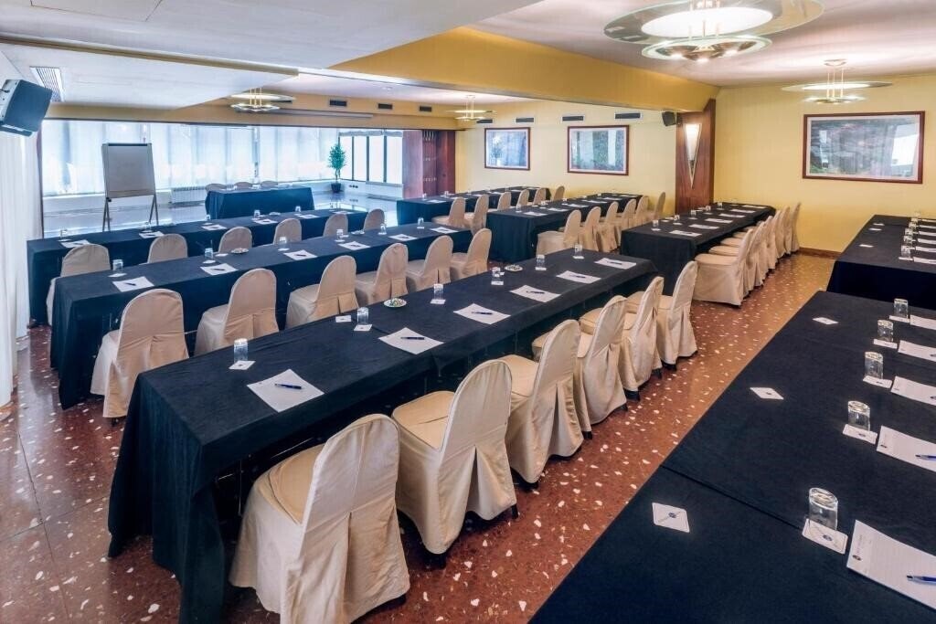 Территория Ciudad de Castelldefels 3*