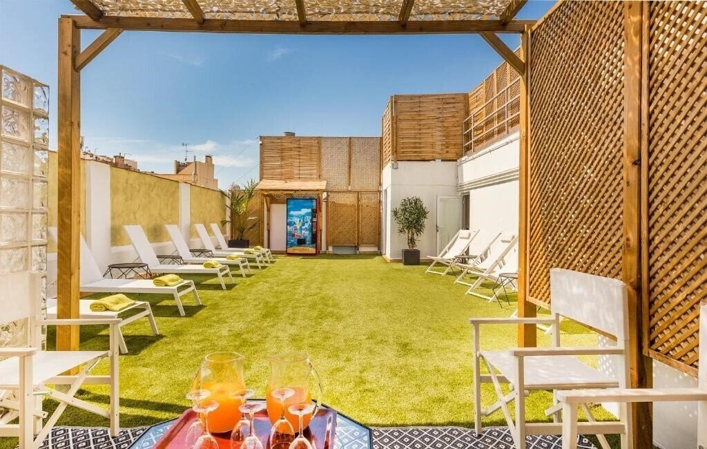 Вид Hotel Nouvel 3*