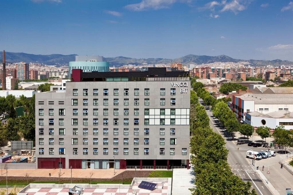 Територія Vincci Bit 4*