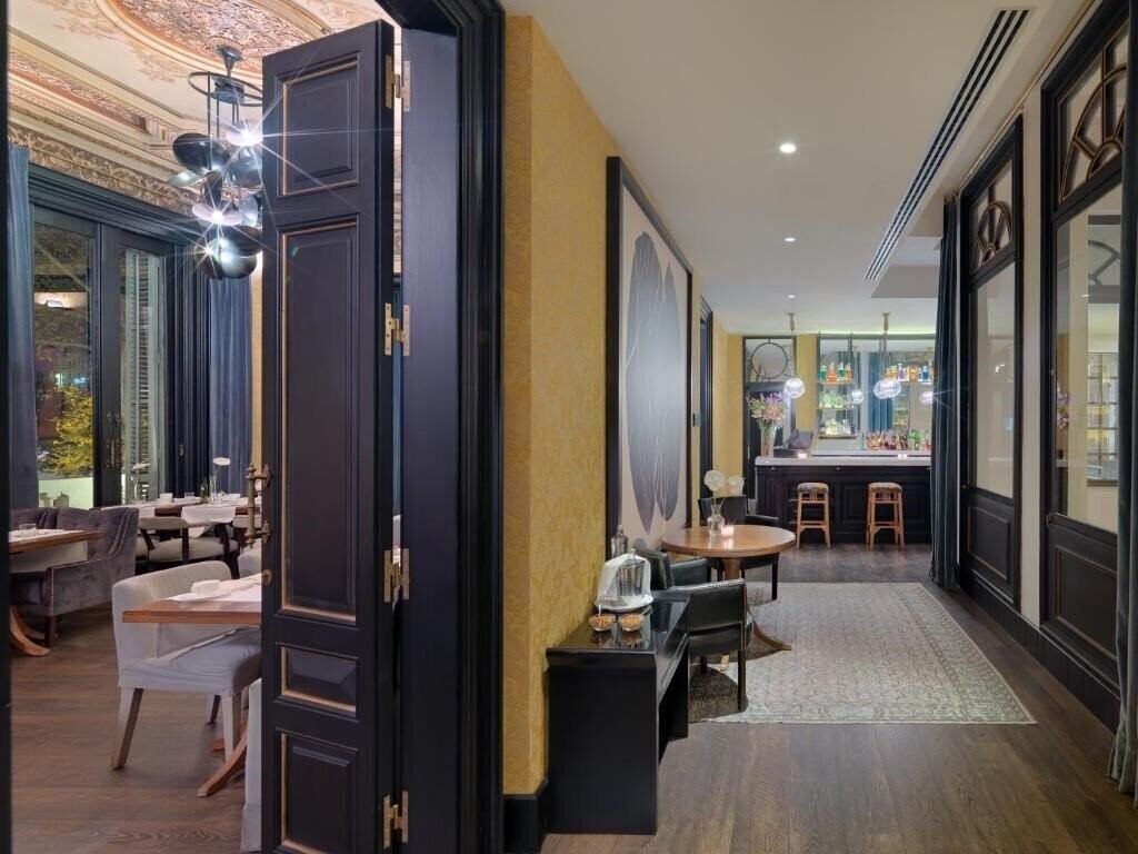 Апартаменти H10 Catalunya Plaza 3*