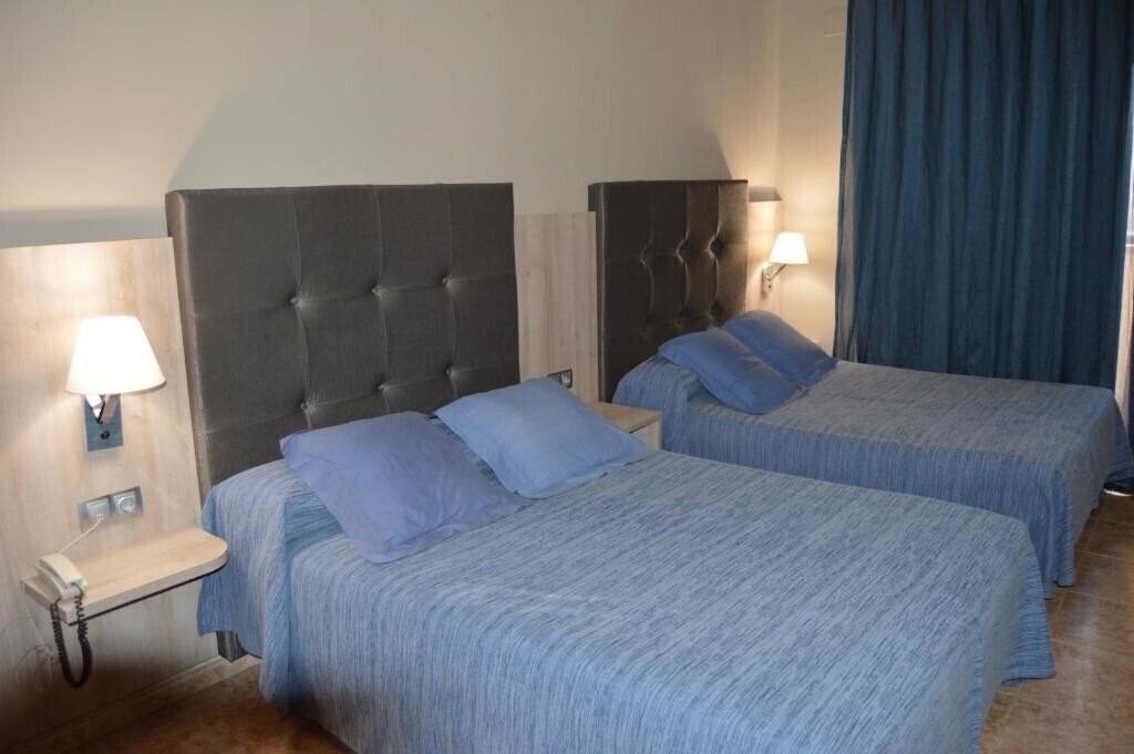 Панорама Hotel Ciutadella 4*