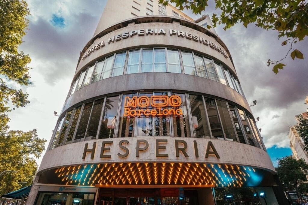 Отель Hesperia Presidente 4*