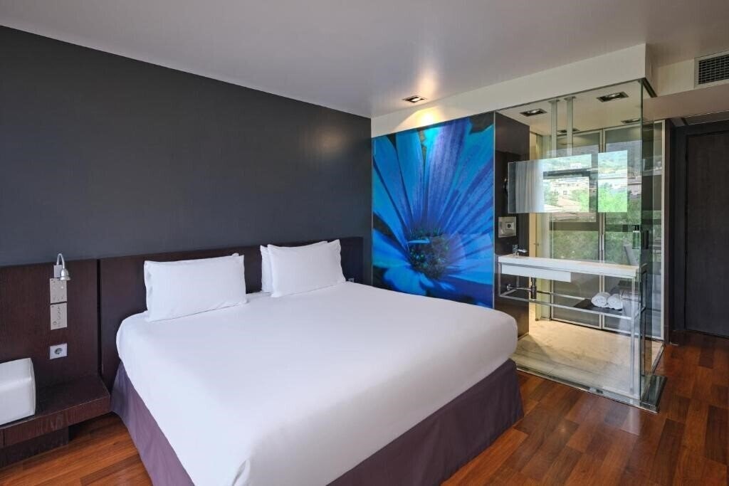 Апартаменты Eurostars Angli 4*