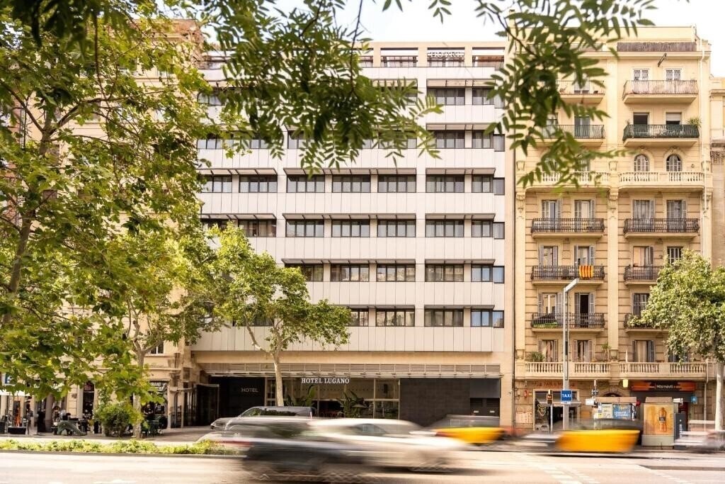 Отель Hcc Lugano 3*