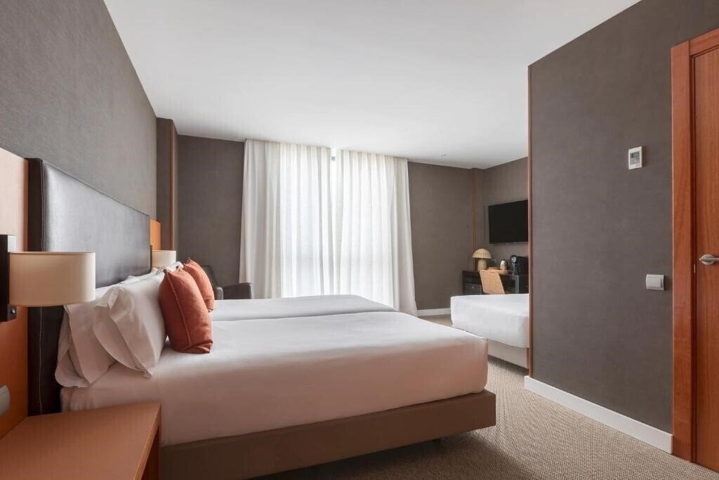 Фото Sant Just City Park 4*