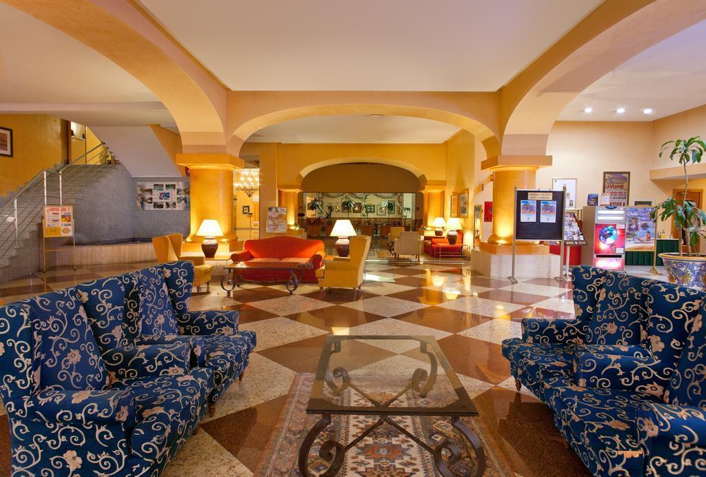 Территория Senator Barcelona SPA 4*