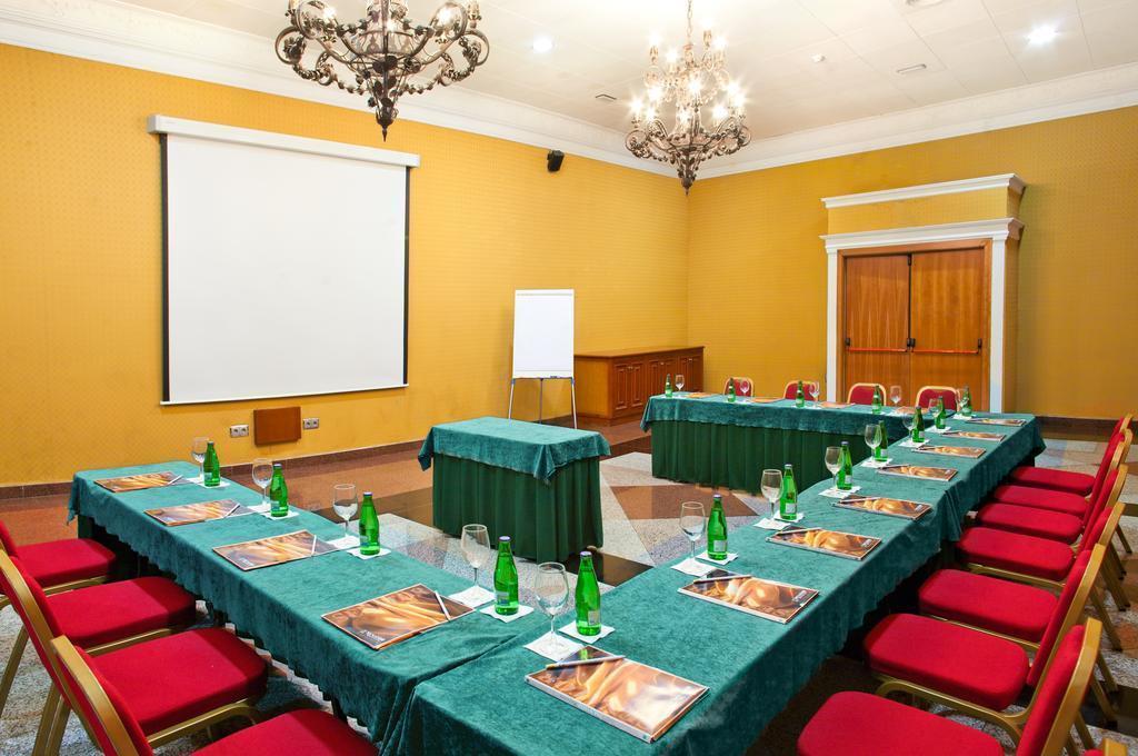 Панорама Senator Barcelona SPA 4*